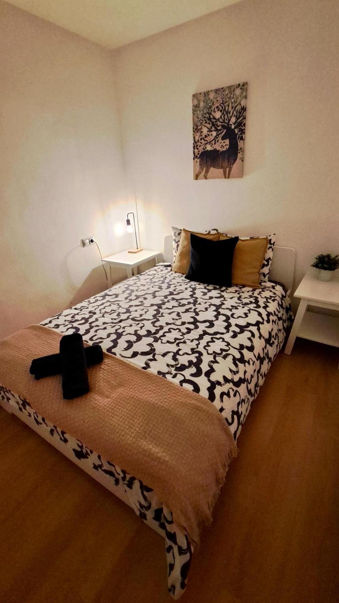 Private Heart Eixample Hostel